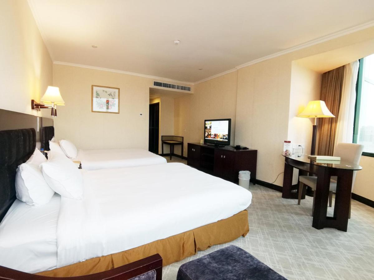 Majestic Hotel Canton Extérieur photo